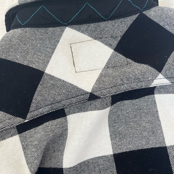 Orvis Plaid Fleece lined Shacket Button Down Top Flannel Black and White medium - Picture 10 of 16
